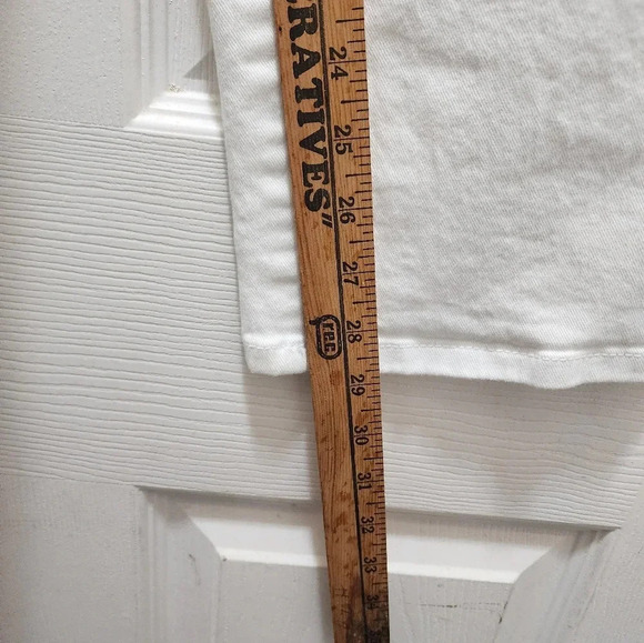 2 Gloria Vanderbilt Women's 12 Amanda Jeans Lot White Slimming Stretch - Nice! - Picture 6 of 11